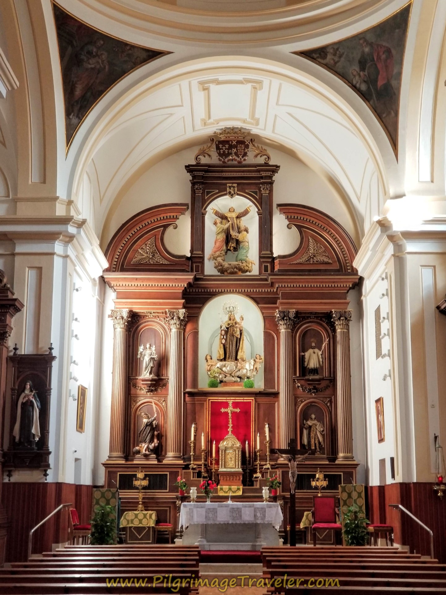 Altar of the Iglesia de San Juan de la Cruz, Alba de Tormes