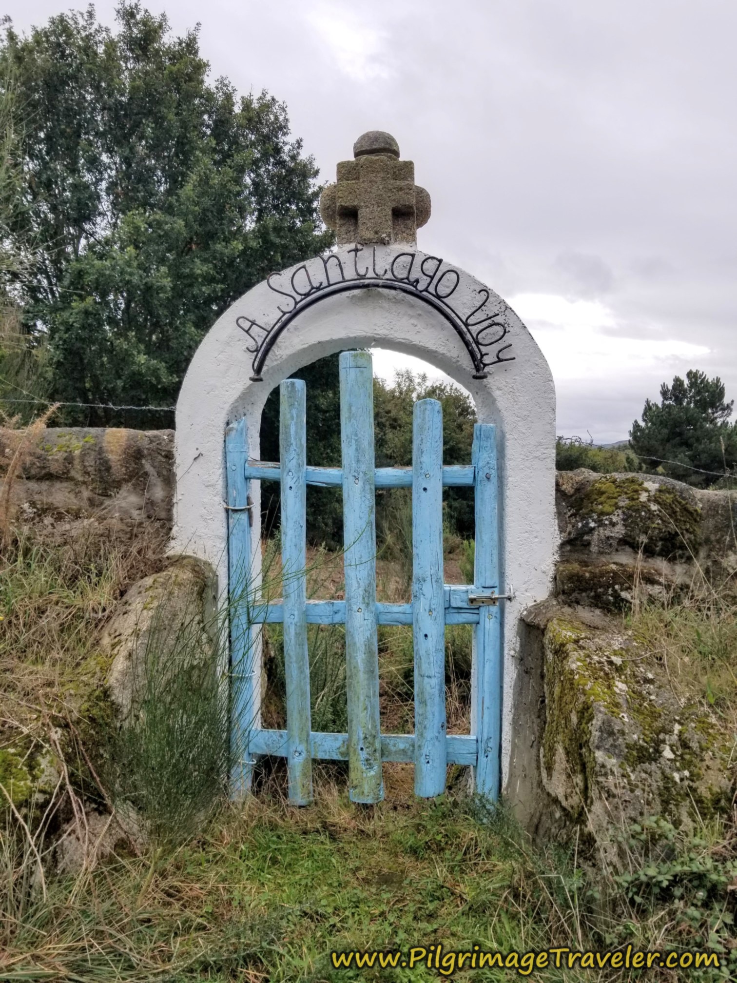 Pilgrim's Greeting - A Santiago Voy