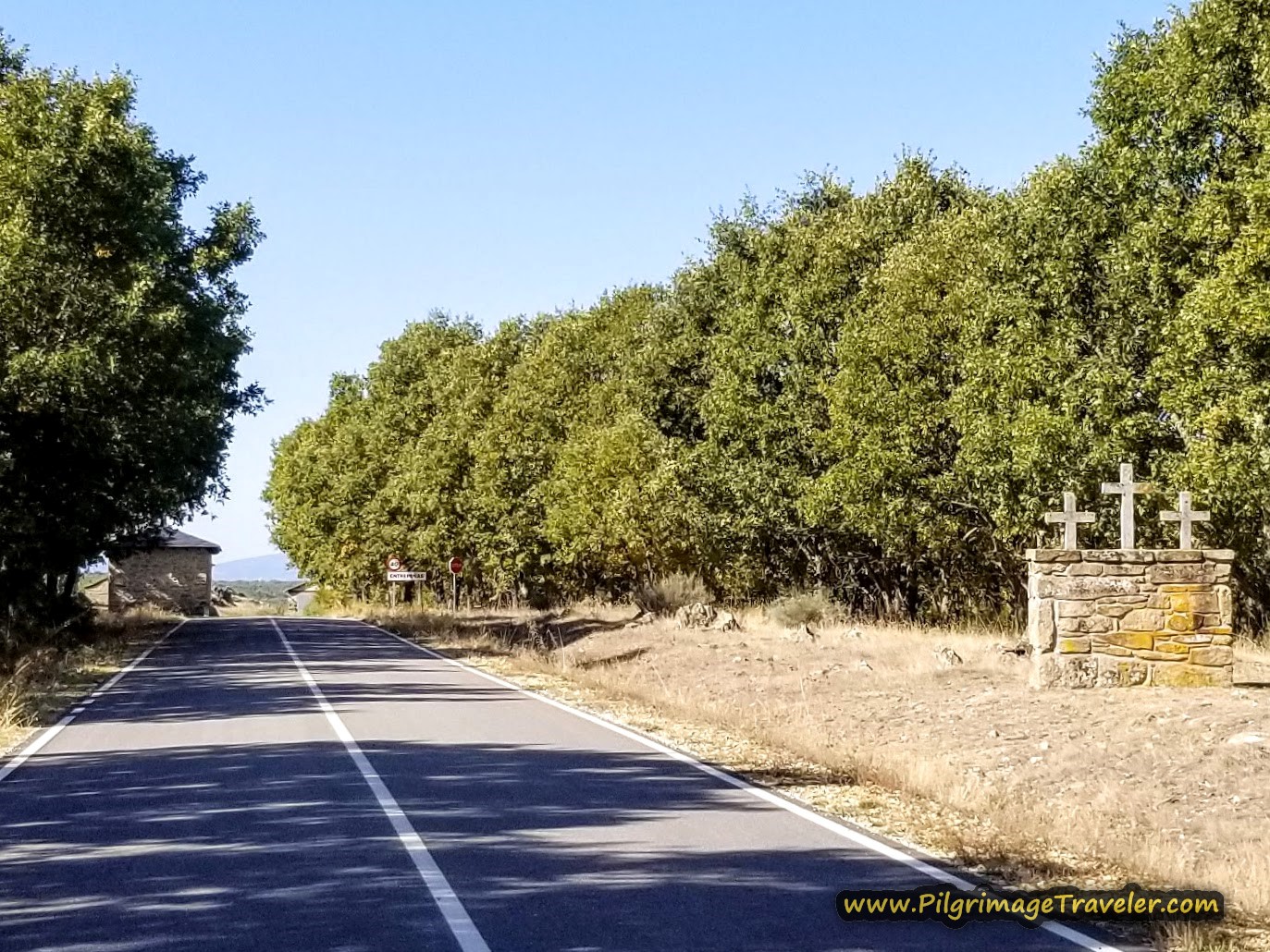Entering Entrepeñas at the Ermita