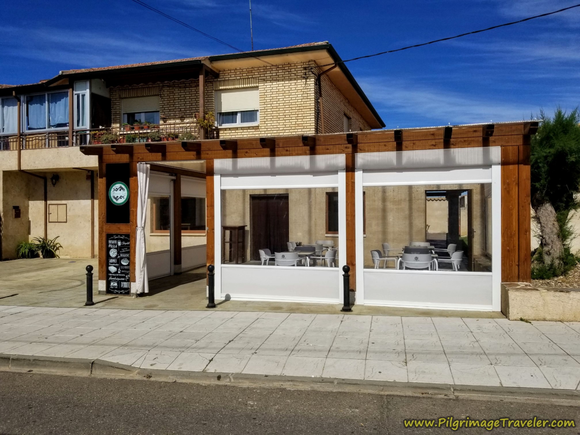 Café El Pescador on the Vía de la Plata from Zamora to Montamarta