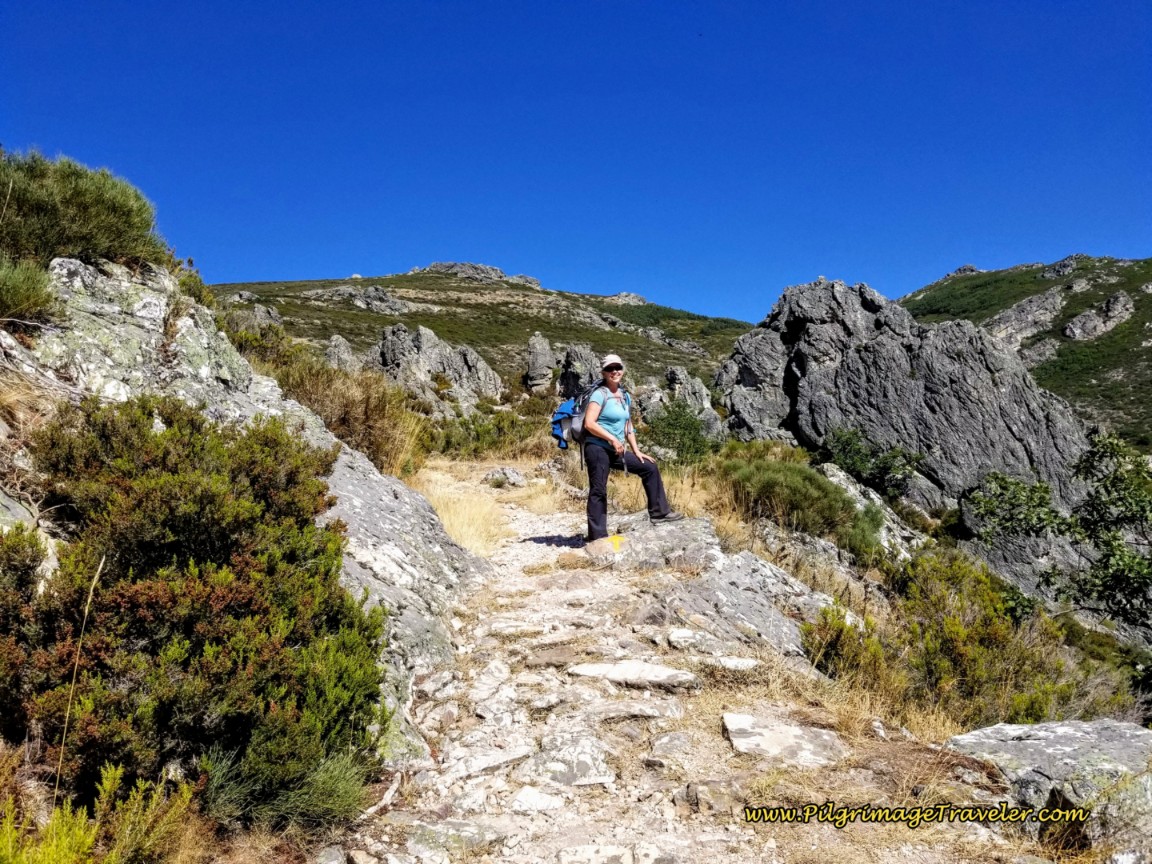 Elle at Rocky Viewpoint in Bend in the Road