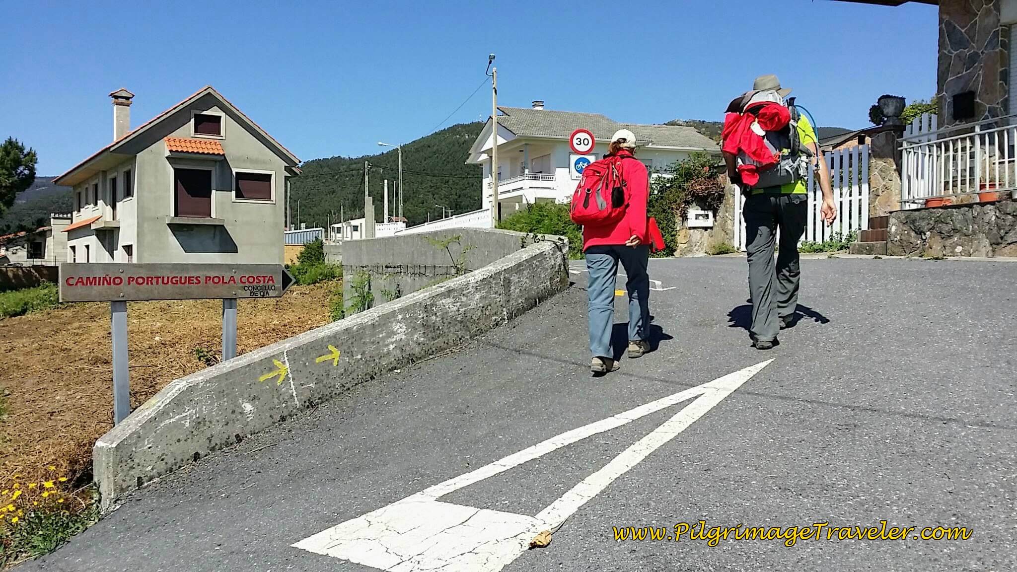 Another "Camiño Portugués Pola Coasta" Sign to Guide You on day ninteen of the Portuguese Way