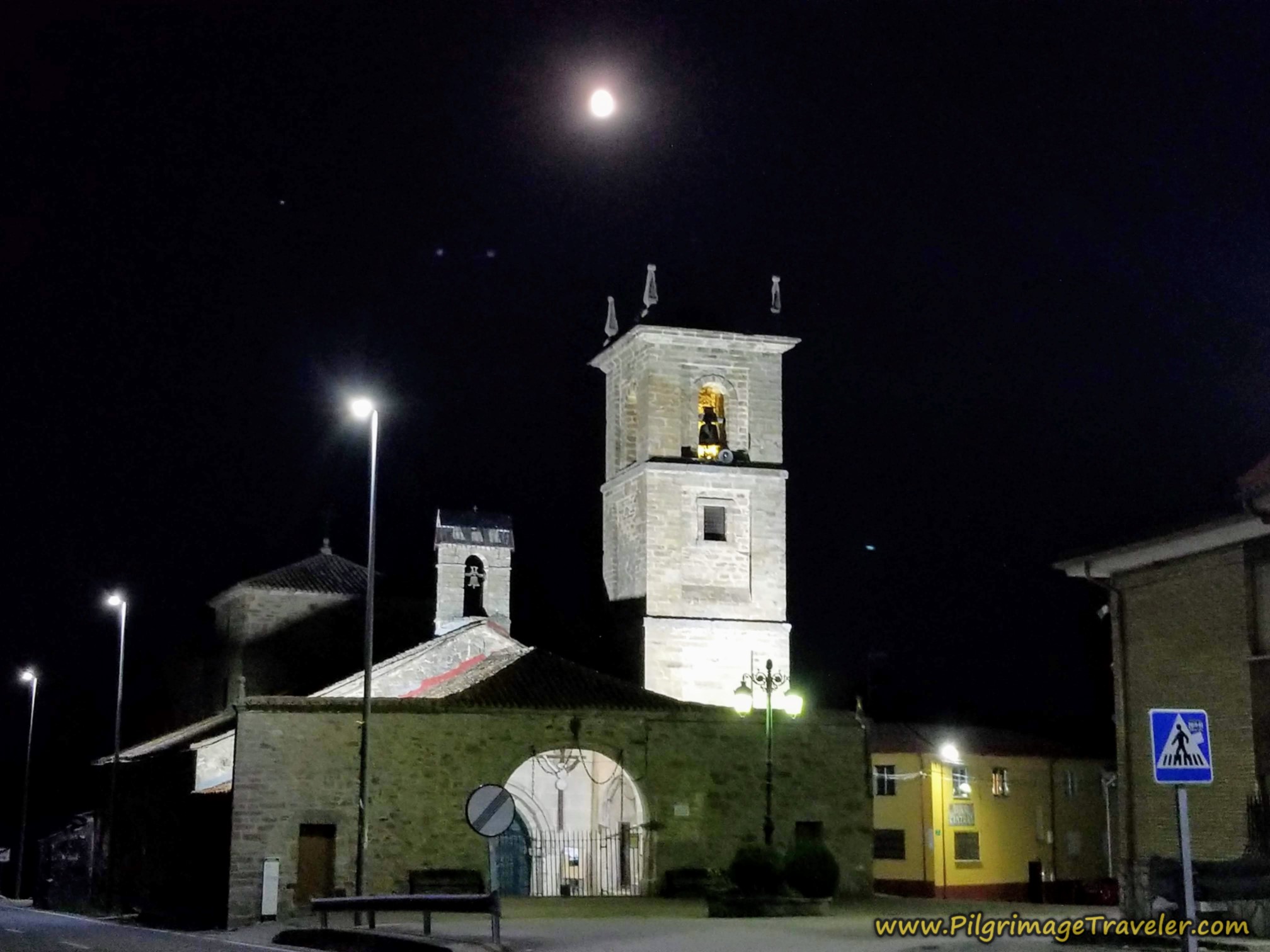 Iglesia Nuestra Señora de la Carballeda, Rionegro del Puente