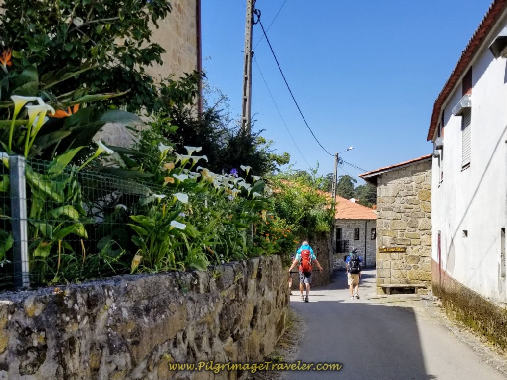 Ponte de Lima 1.0 Kilometer at Sign in Barros on day seventeen on the Central Route of the Portuguese Camino