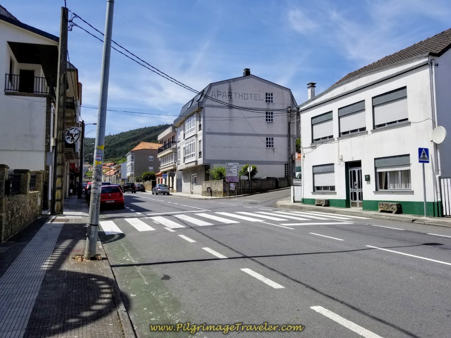 Right Turn at this Intersection in Sardiñeiro