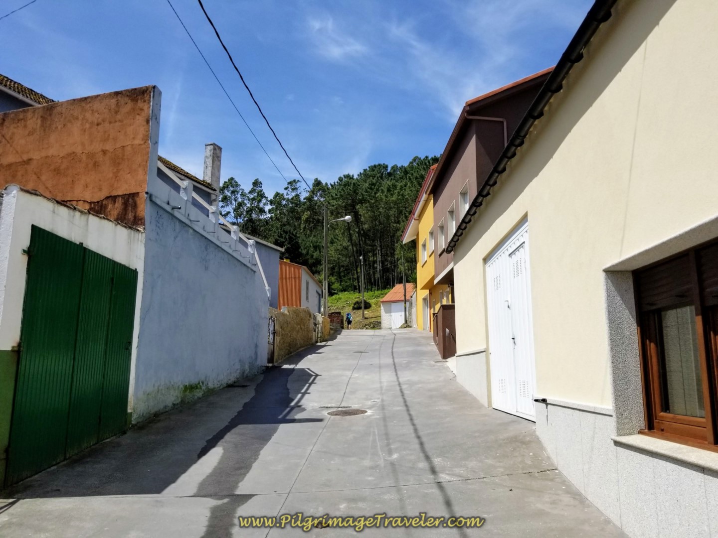 Climb Through the Back Street of Sardiñeiro