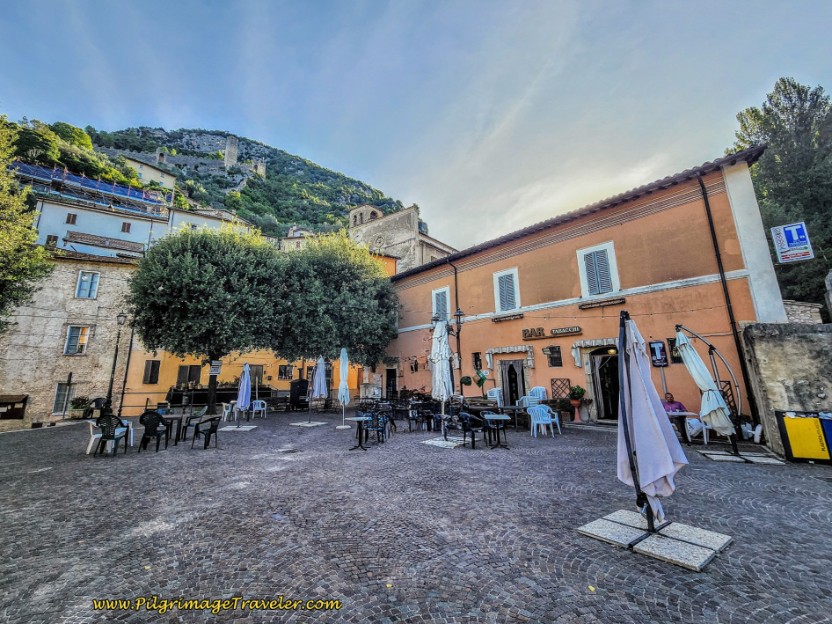 Way of St. Francis: Day Sixteen, Macenano to Piediluco - Bar Tabacchi Conti Arianna