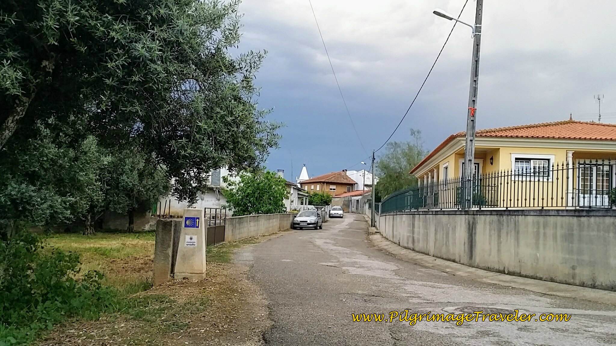 Entering the town of Alpalhão in the Municipality of Anadia on the Portuguese Way Entering the town of Alpalhão in the Municipality of Anadia on the Portuguese Way