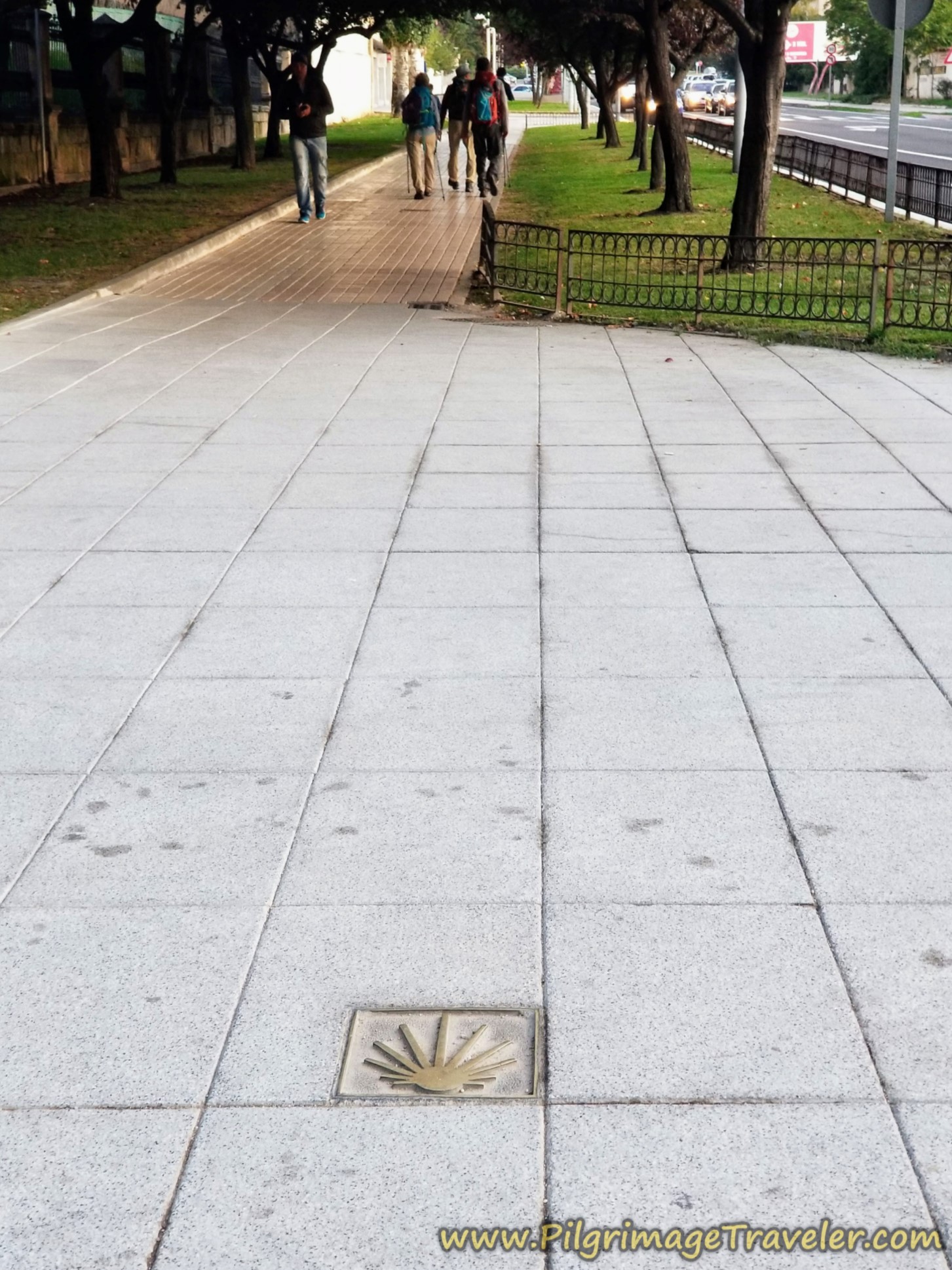 Pavement Shell Waymark at Roundabout with Bull Sculpture