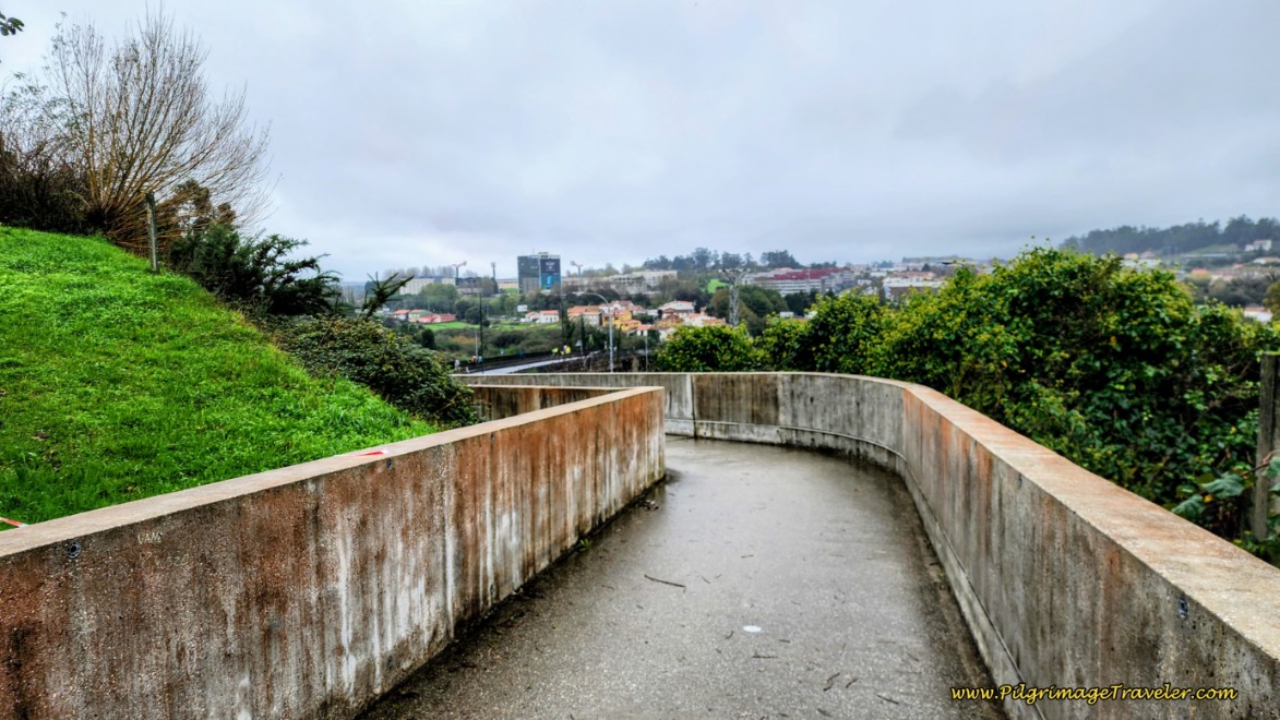 Pedestrian Bridge to the N-634