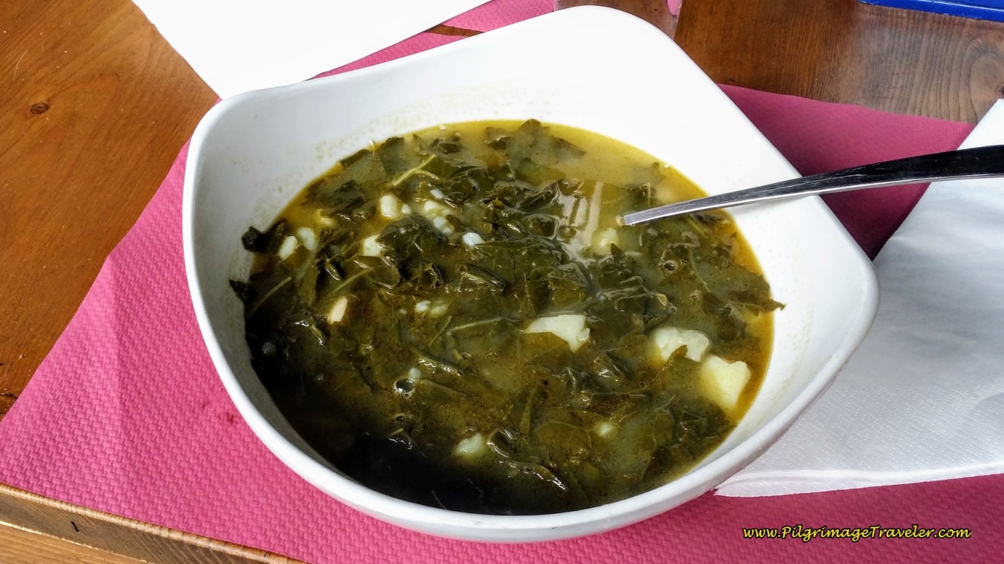 Caldo Gallego