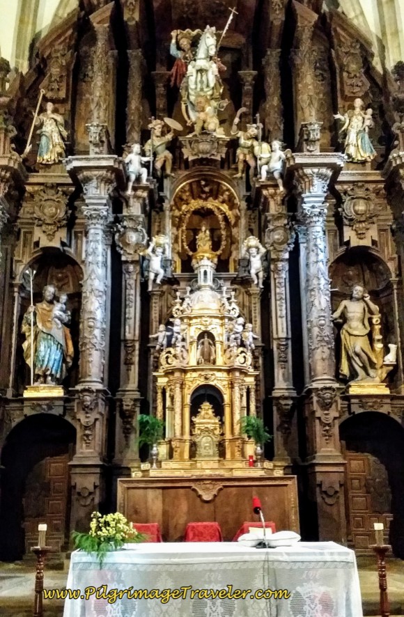 High Altar with St. James as the Moorslayer on the Crown