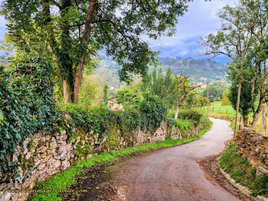 Camino Primitivo - Day 1: Oviedo to Escamplero, 12.2 Km (7.58 Miles)
